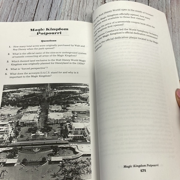 The Ultimate Disney Trivia Book Collection - Vintage  (bundle of 3) - Picture 2 of 4